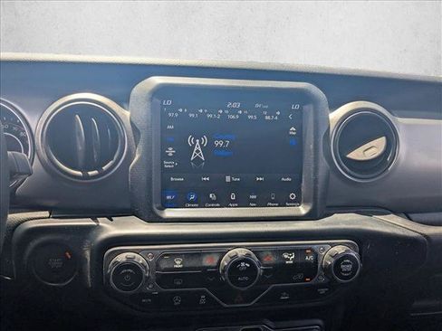 Used 2023 Jeep Gladiator Sport AWD/4WD image 12
