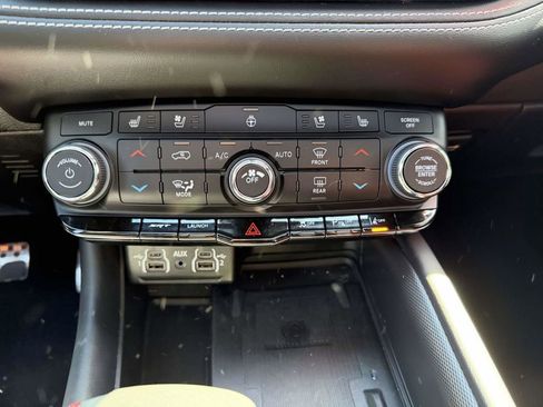 Used 2024 Dodge Durango SRT Hellcat AWD/4WD image 30