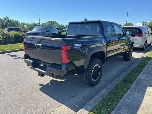 Used 2024 Toyota Tacoma TRD Off-Road AWD/4WD image 3