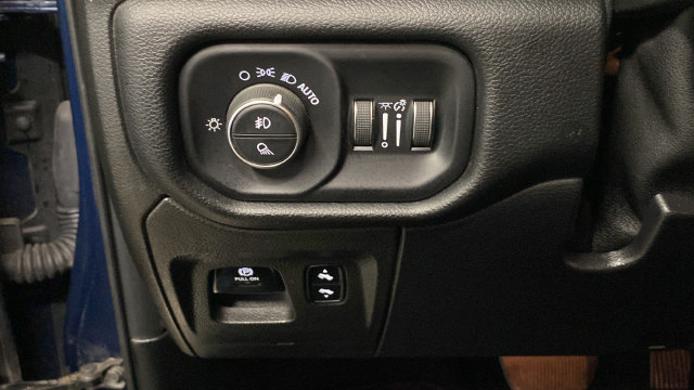 Used 2019 RAM 1500 Big Horn AWD/4WD image 26