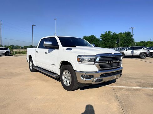 Used 2022 RAM 1500 Laramie AWD/4WD image 11