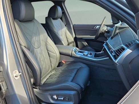 New 2026 BMW X5 xDrive40i w/ Premium Package AWD/4WD image 21