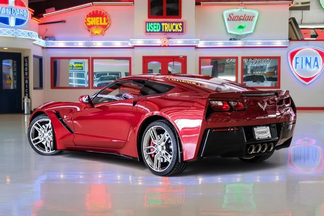 Used 2014 Chevrolet Corvette Stingray Coupe w/ 2LT Preferred Equipment Group RWD image 4