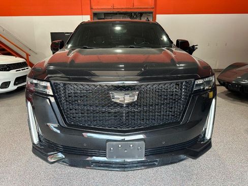 Used 2021 Cadillac Escalade ESV Sport AWD/4WD image 6