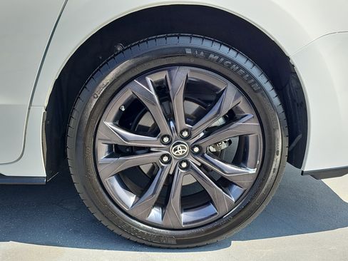 Used 2024 Toyota Sienna XSE w/ XSE Plus Package image 34