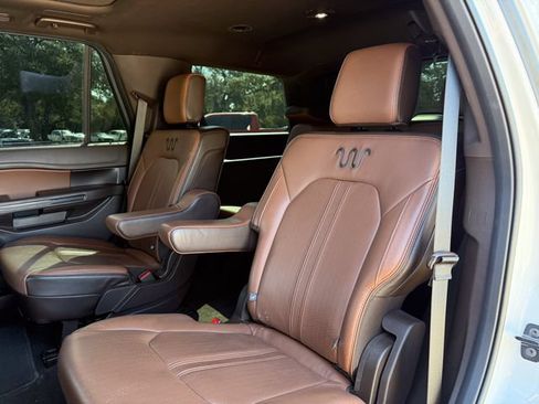Used 2024 Ford Expedition King Ranch RWD image 20