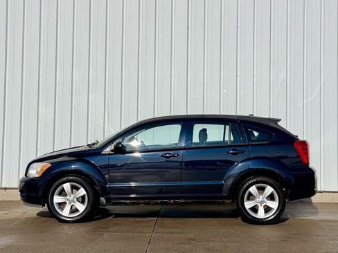 Used 2011 Dodge Caliber Mainstreet image 2