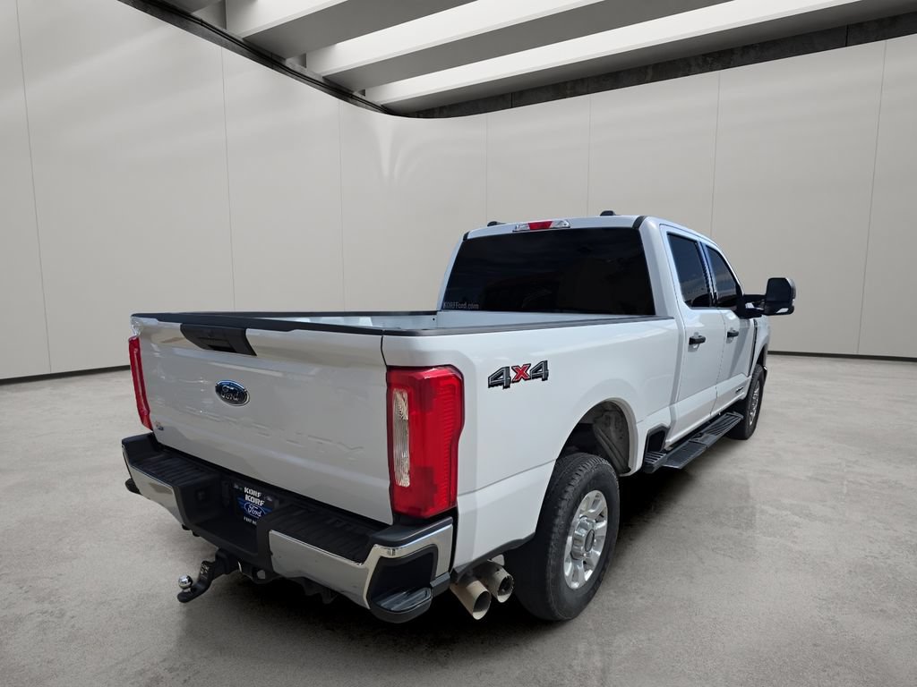 Used 2024 Ford F250 XLT AWD/4WD image 5