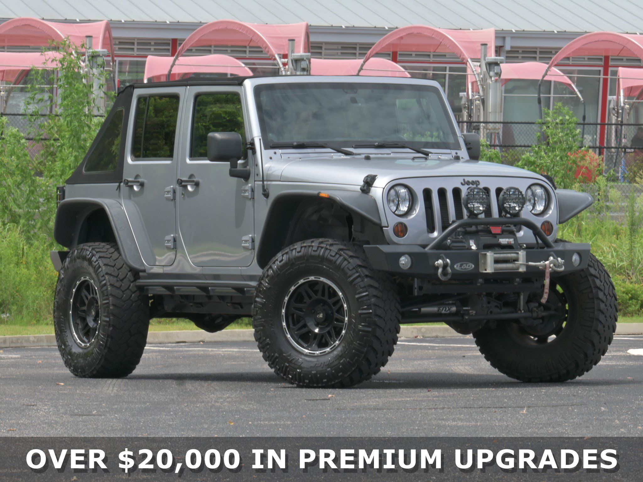 Used 2013 Jeep Wrangler Unlimited Rubicon w/ Connectivity Group AWD/4WD image 2
