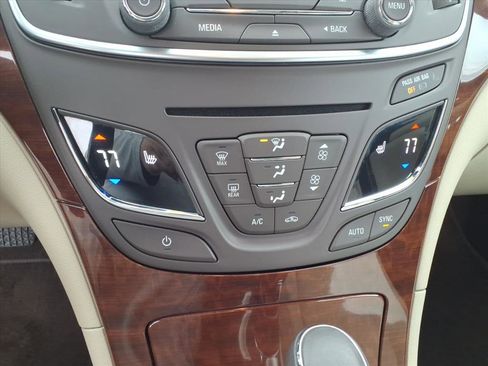 Used 2015 Buick Regal Premium w/ Driver Confidence Package #1 image 20