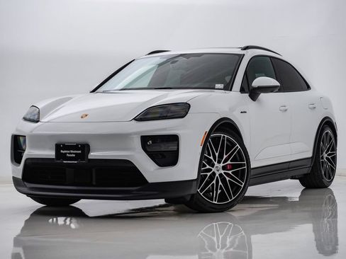 Used 2025 Porsche Macan 4S Electric AWD/4WD image 1