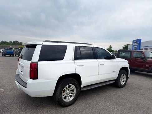 Used 2015 Chevrolet Tahoe LT w/ Luxury Package AWD/4WD image 3