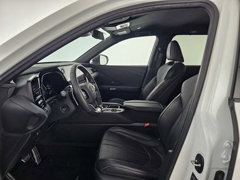 Used 2024 Lexus TX 500h AWD image 22