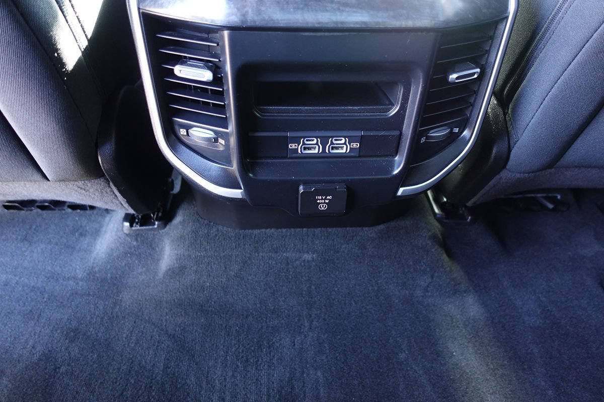 Used 2021 RAM 1500 Big Horn AWD/4WD image 38