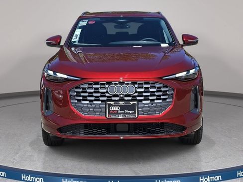 Certified 2025 Audi Q5 Premium w/ Convenience Package AWD/4WD image 2