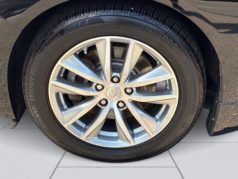 Used 2015 INFINITI Q50 Premium w/ Navigation Package AWD/4WD image 12