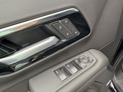 New 2026 Chevrolet Tahoe High Country image 12