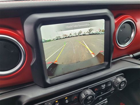 Used 2022 Jeep Gladiator Rubicon w/ LED Lighting Group image 15