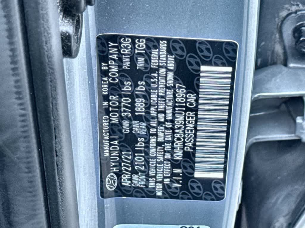 Used 2021 Hyundai Venue SEL FWD image 29