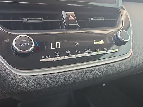 Used 2024 Toyota Corolla LE FWD image 25