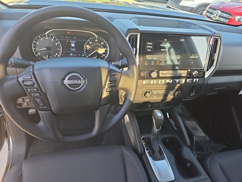 New 2025 Nissan Frontier SV AWD/4WD image 27