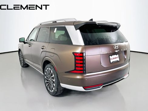 Certified 2026 Hyundai Palisade Calligraphy FWD image 10