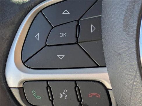 Used 2019 Jeep Compass Limited image 8