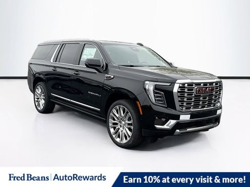 New 2026 GMC Yukon XL Denali AWD/4WD image 1
