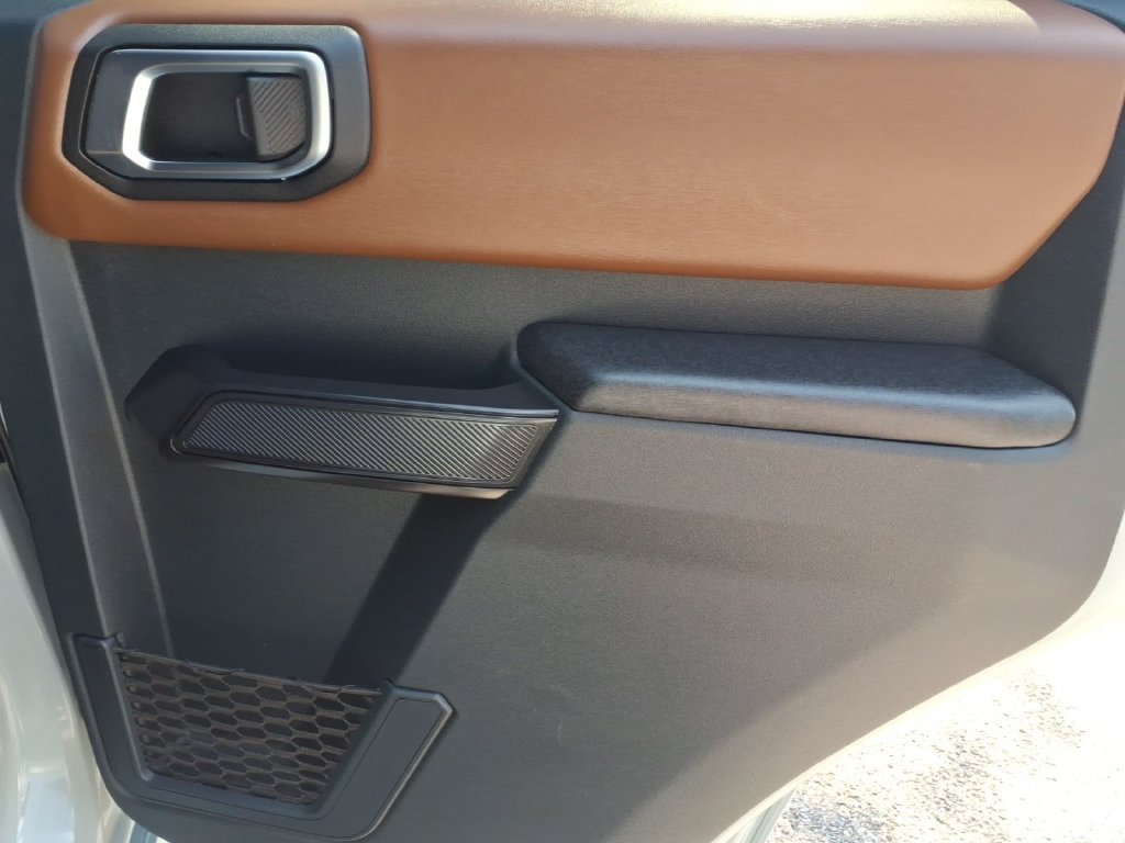 Used 2024 Ford Bronco Outer Banks AWD/4WD image 11