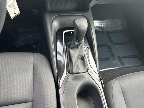 Used 2023 Toyota Corolla LE image 14