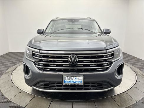 Used 2024 Volkswagen Atlas SEL AWD/4WD image 14