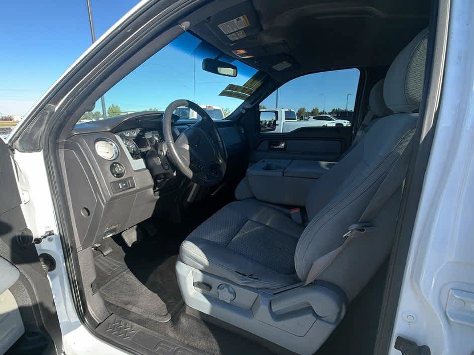 Used 2014 Ford F150 XLT w/ Equipment Group 302A Luxury AWD/4WD image 11
