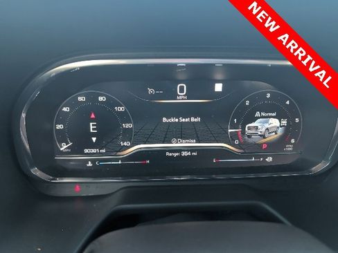 Used 2022 GMC Yukon XL SLT w/ SLT Luxury Package image 22