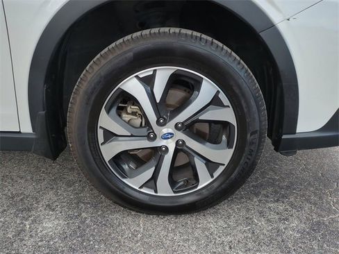 Used 2020 Subaru Outback Limited w/ Popular Package #2 image 11