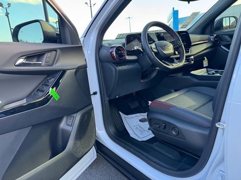 New 2026 Chevrolet Equinox RS image 21