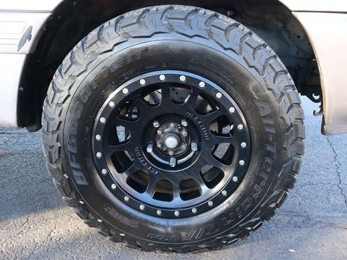 Used 1999 Toyota Land Cruiser image 46