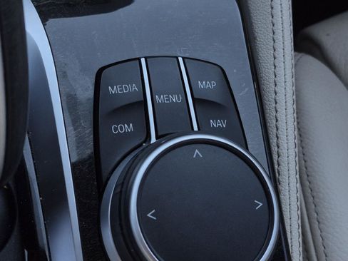 Certified 2022 BMW 530i xDrive w/ M Sport Package image 20