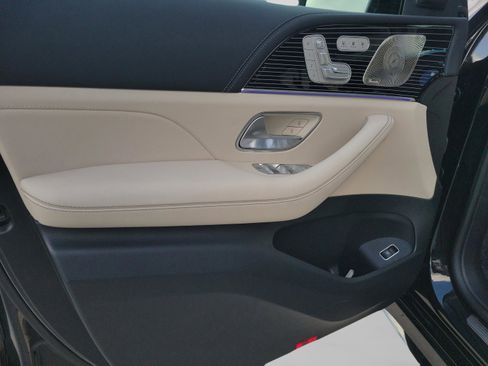 New 2026 Mercedes-Benz GLE 53 AMG 4MATIC image 21