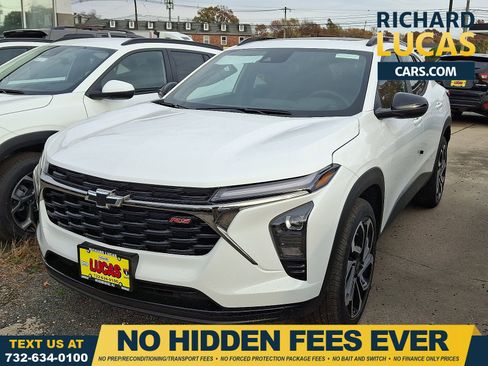 New 2026 Chevrolet Trax RS w/ Sunroof Package image 1