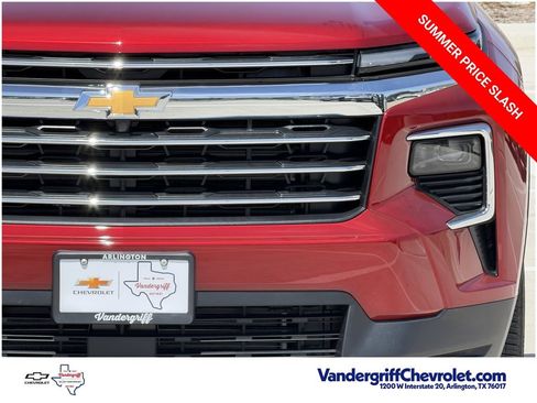 New 2026 Chevrolet Traverse LT FWD image 8