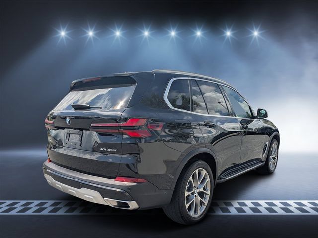 Used 2025 BMW X5 xDrive40i AWD/4WD image 3