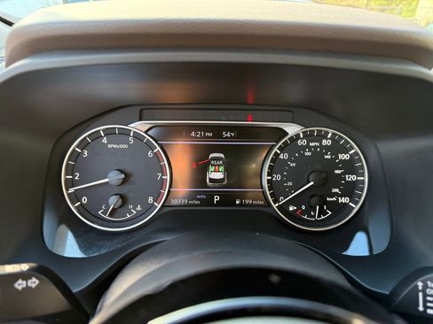 Used 2023 Nissan Rogue SV image 19