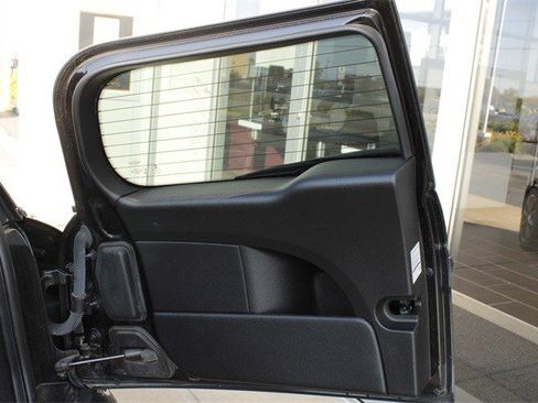 Used 2019 MINI Cooper Clubman S image 12