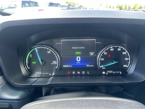 Certified 2024 Ford Maverick Lariat w/ Black Appearance Package FWD image 32