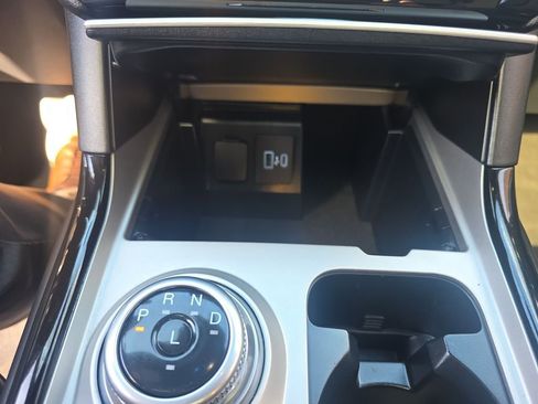 Certified 2023 Ford Explorer ST-Line w/ Class IV Trailer Tow Package image 31