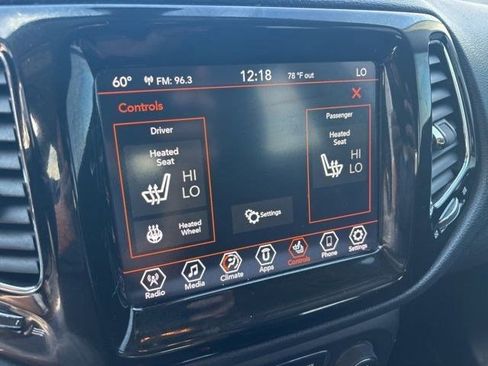 Used 2019 Jeep Compass Limited image 23