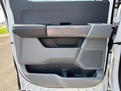 Used 2021 Ford F150 XLT image 21