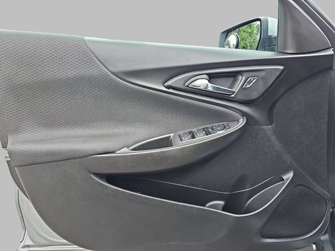 Used 2023 Chevrolet Malibu RS FWD image 29