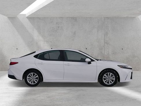 Used 2025 Toyota Camry LE FWD image 2