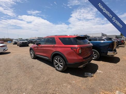 Certified 2025 Ford Explorer Platinum w/ Ultimate Package AWD/4WD image 10